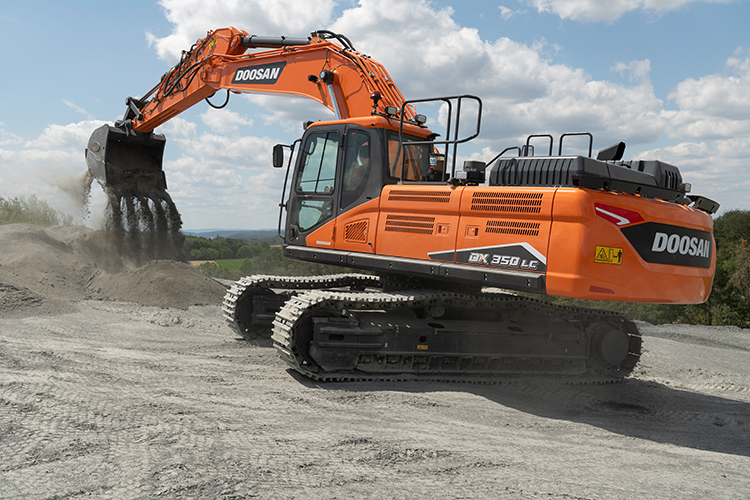 Nouvelle pelle DX350LC-7 Phase V avec D-ECOPOWER